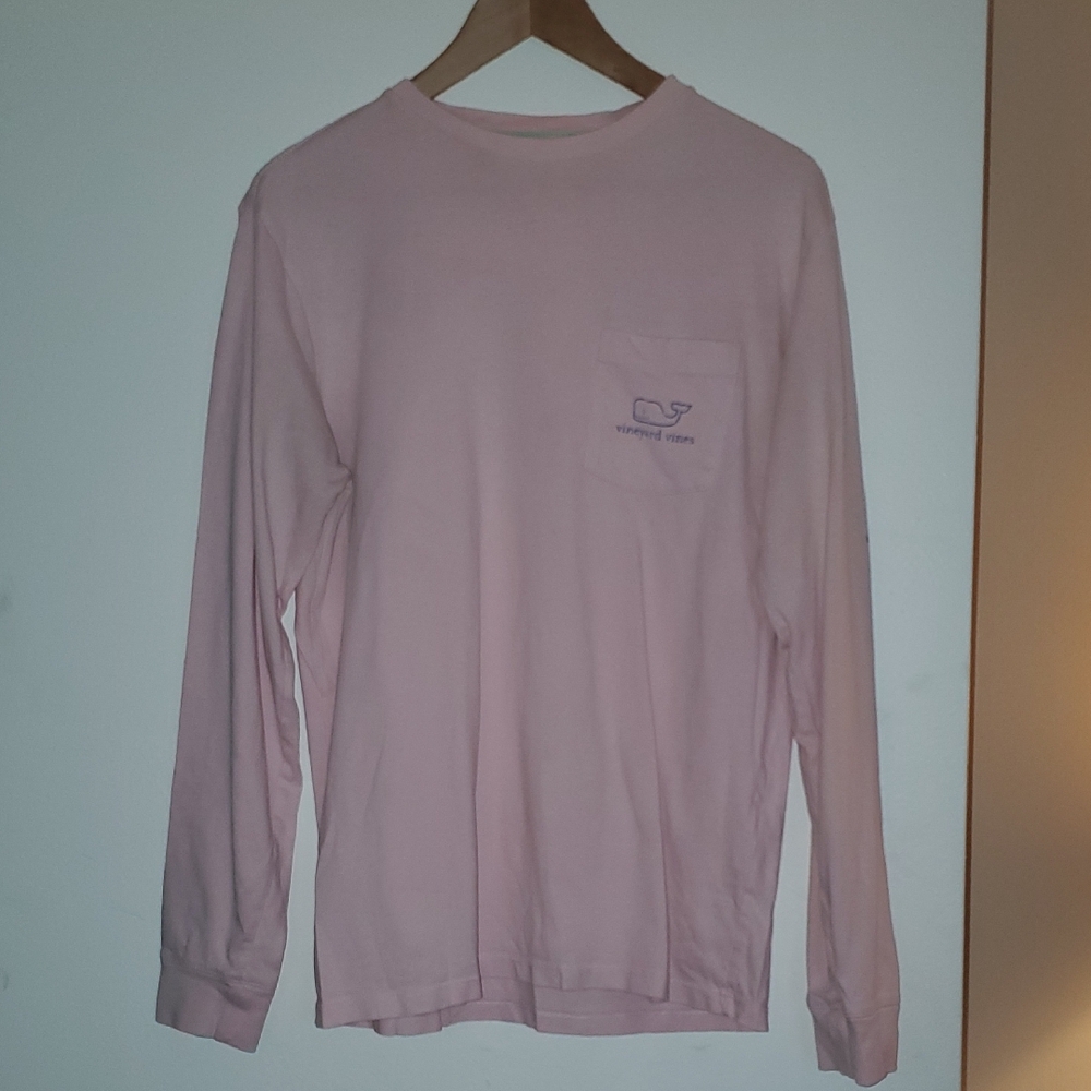 Vineyard Vines Men's Pink Long Sleeve Shirt. Small